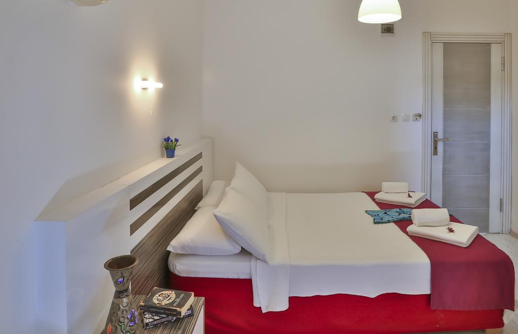 Antiphellos Pension Kuecuekcakil Kaş Kamer foto